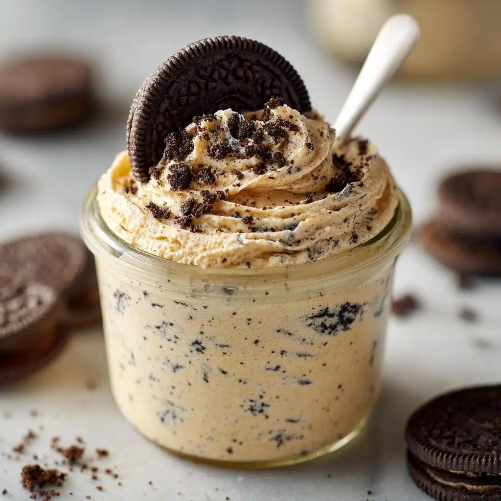 Delicious Cookies and Cream Frosting Recipe