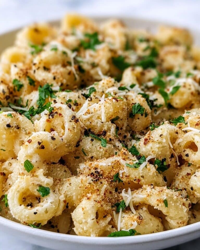 Irresistible Garlic Bread Pasta: A Comfort Food Recipe