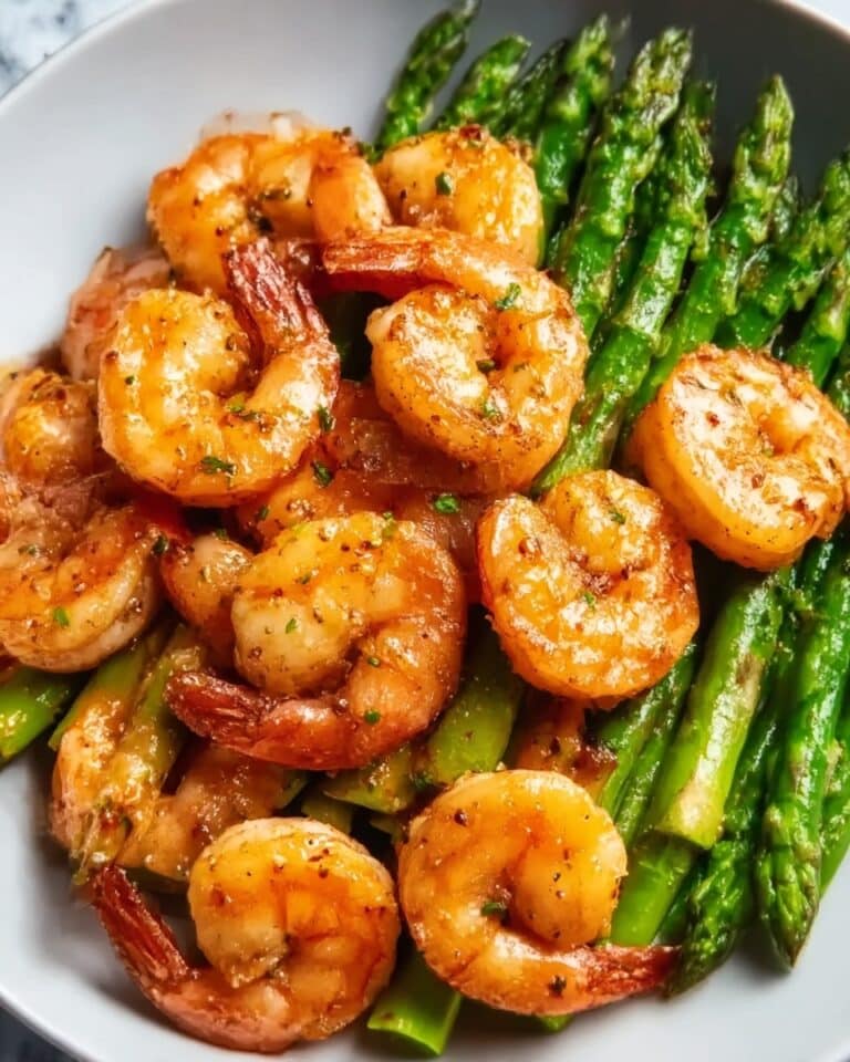 Shrimp and Asparagus Skillet with Garlic, Paprika, and Lemon Recipe