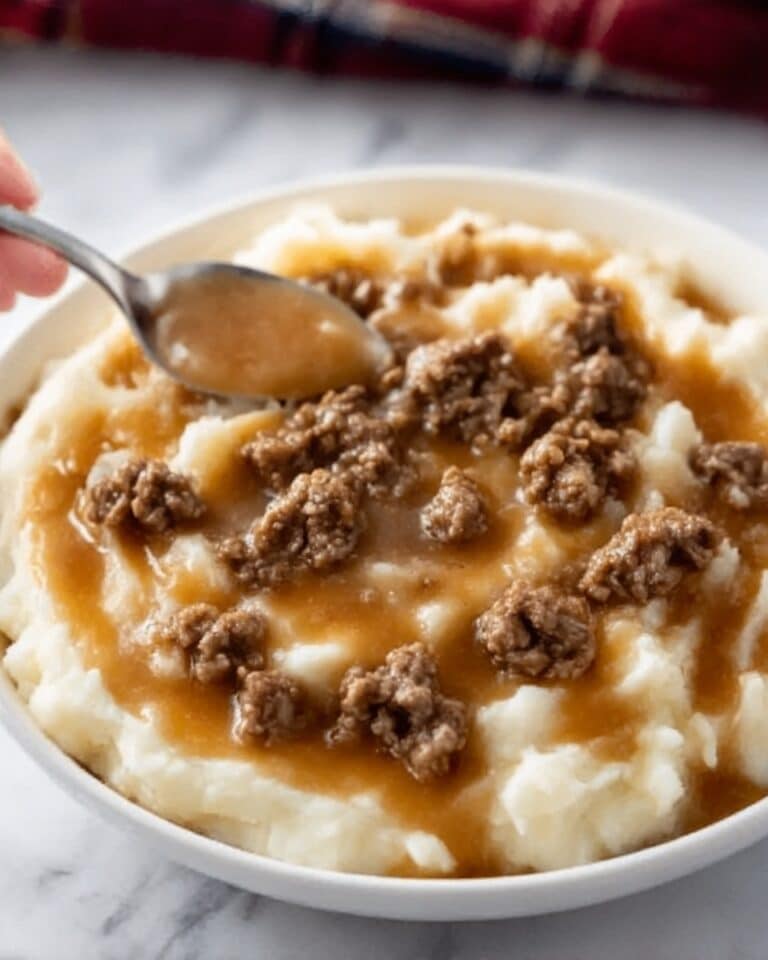 Ground Beef Gravy with Mashed Potatoes Recipe