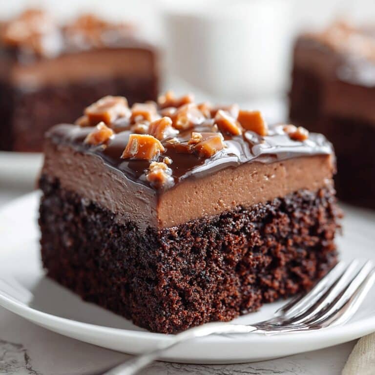 Easy Texas Sheet Cake Recipe